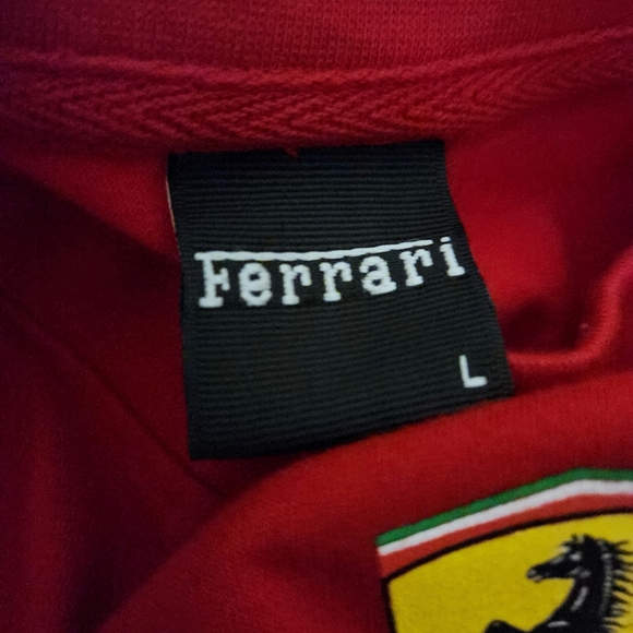 Vintage x 2002 Collectible Scuderia Ferrari Yellow Badge T-shirt - Picture 5 of 7